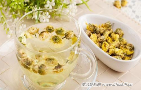 想要美容养颜就要多喝茶,推荐给女生们4款排毒茶